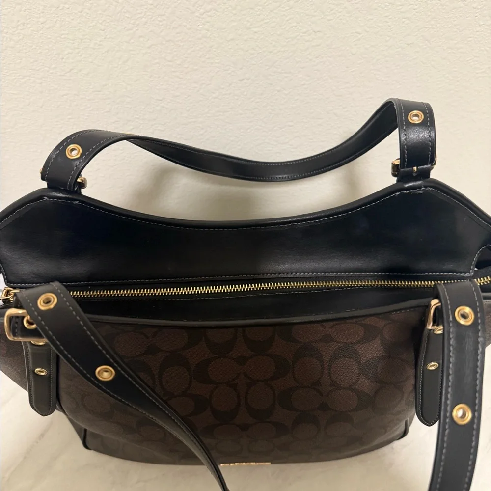 Coach Meadow Tote - Picture 3 of 7